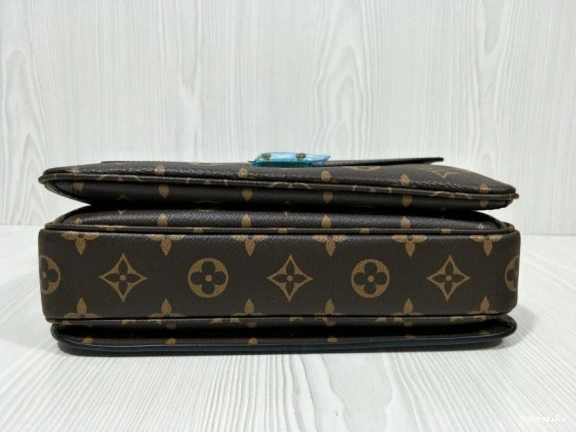 LOUIS VUITTON METIS POCHETTE 0401